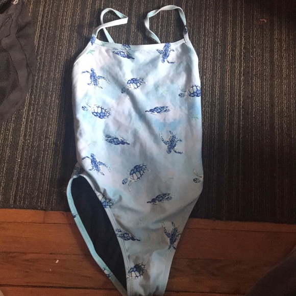 Jolyn Clothing Other - Jolyn printed one piece bathing suit size 30